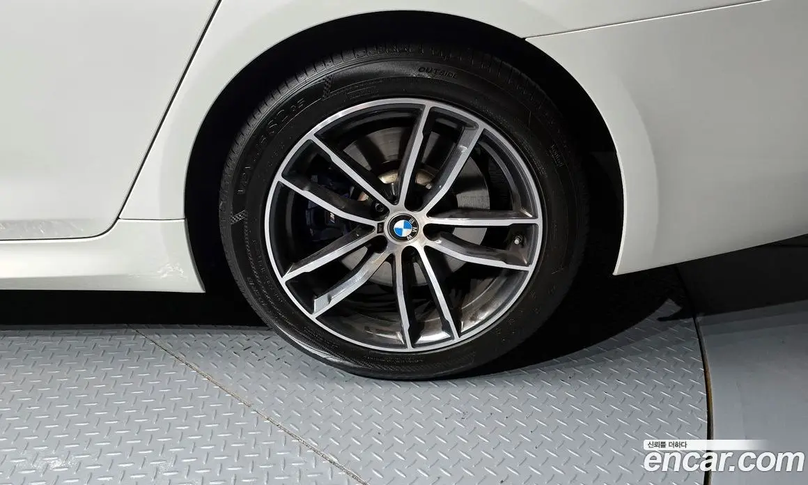 BMW 5 серия 2022 2.0 автомат (гидро), фото 7