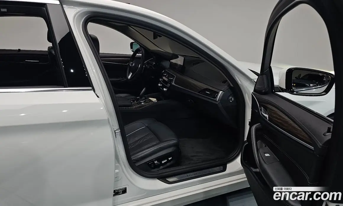 BMW 5 серия 2023 2.0 автомат (гидро), фото 15