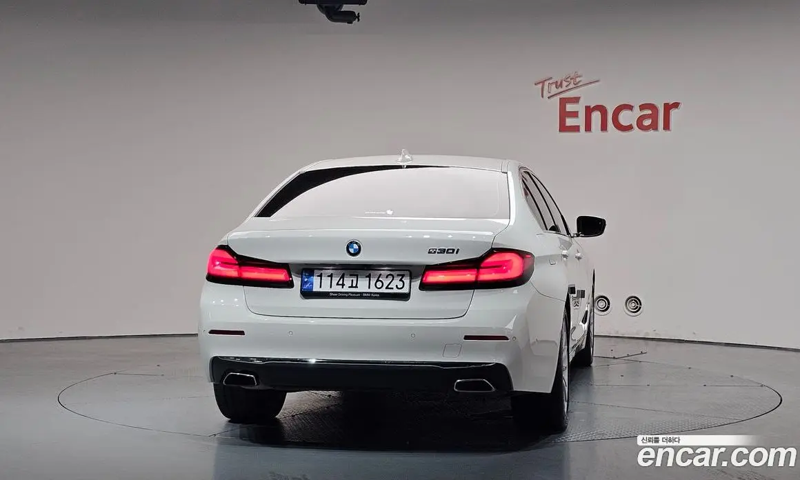 BMW 5 серия 2023 2.0 автомат (гидро), фото 3