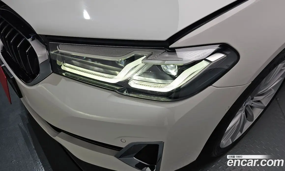 BMW 5 серия 2023 2.0 автомат (гидро), фото 7