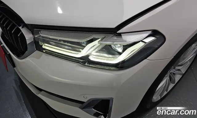 BMW 5 серия 2023 2.0 автомат (гидро), миниатюра 7