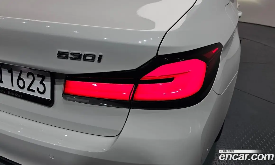 BMW 5 серия 2023 2.0 автомат (гидро), фото 8