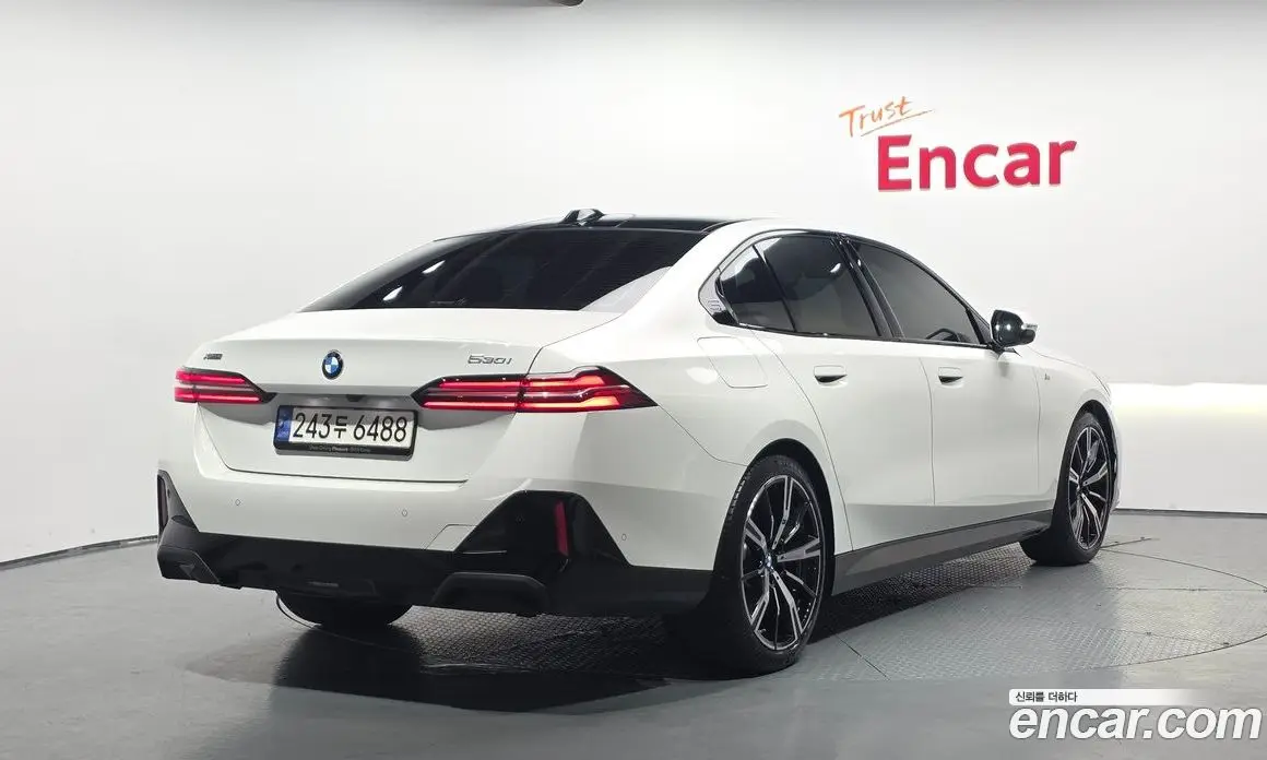 BMW 5 серия 2024 2.0 автомат (гидро), фото 2 BMW 5 серия 2024 2.0 автомат (гидро), фото 2