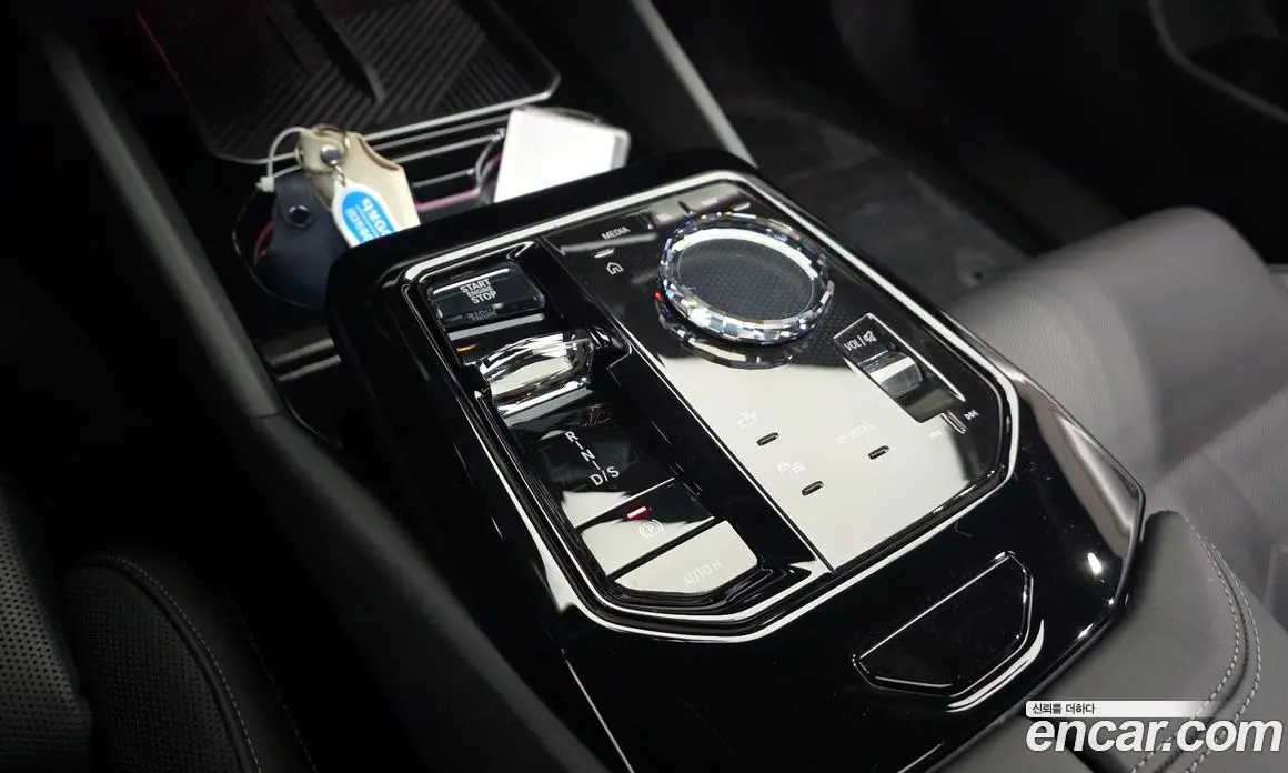 BMW 5 серия 2024 2.0 автомат (гидро), фото 12 BMW 5 серия 2024 2.0 автомат (гидро), фото 12