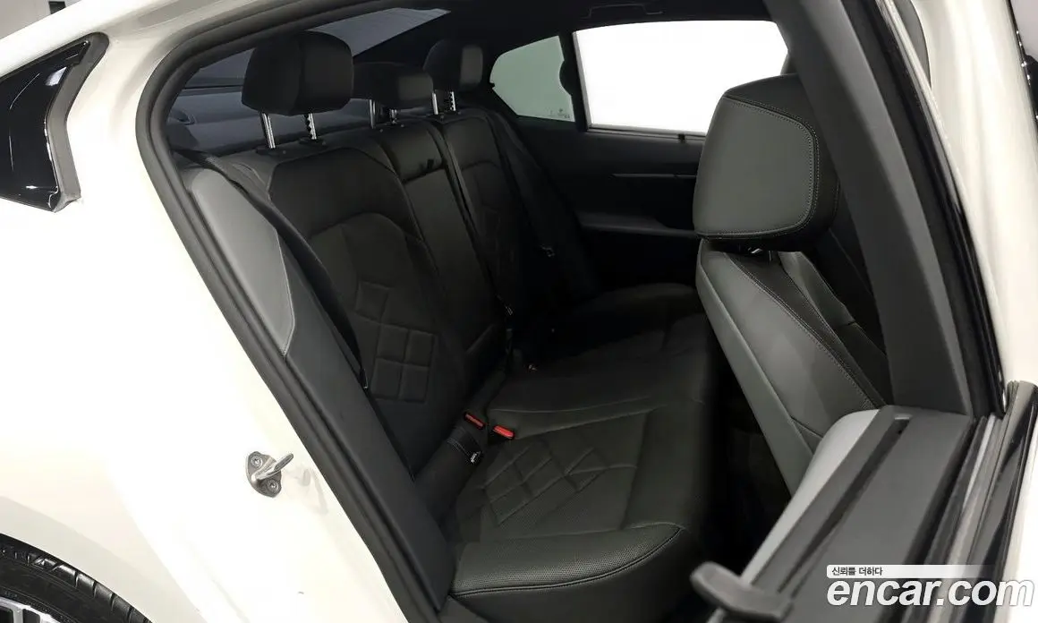 BMW 5 серия 2024 2.0 автомат (гидро), фото 17 BMW 5 серия 2024 2.0 автомат (гидро), фото 17