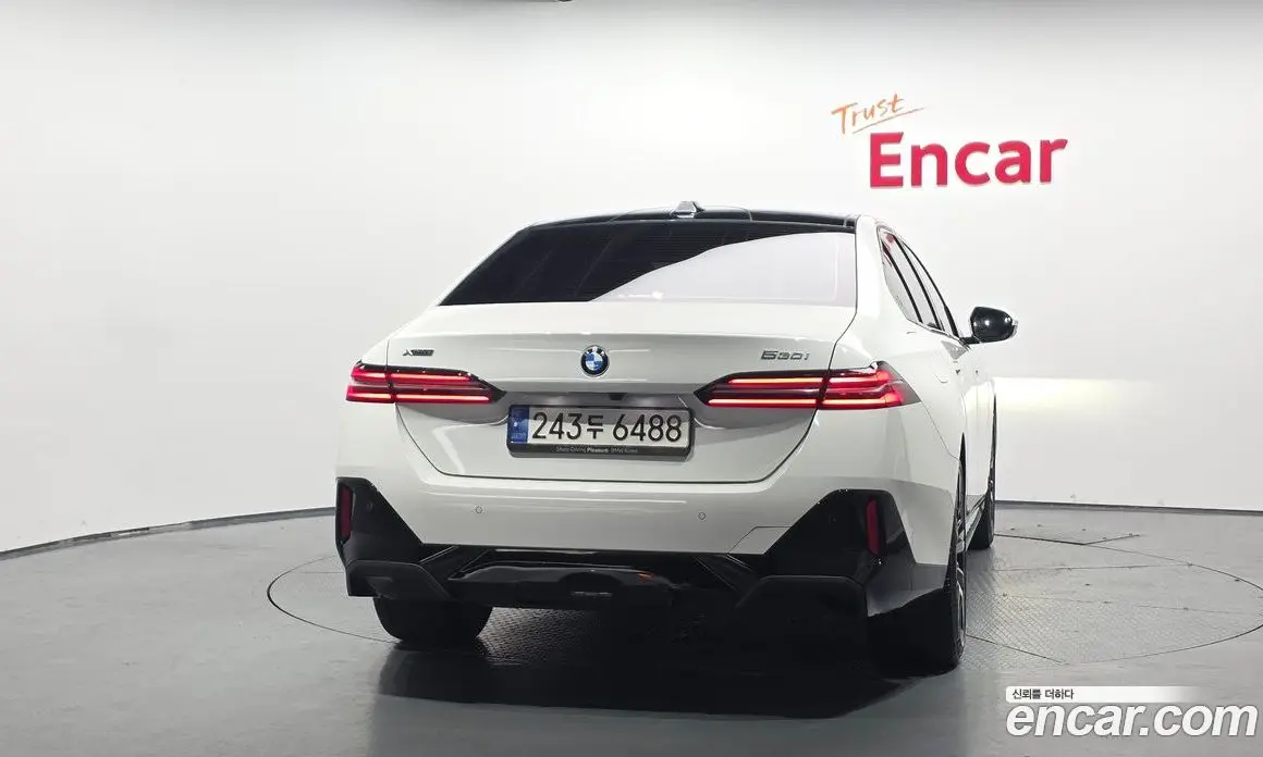 BMW 5 серия 2024 2.0 автомат (гидро), фото 4 BMW 5 серия 2024 2.0 автомат (гидро), фото 4