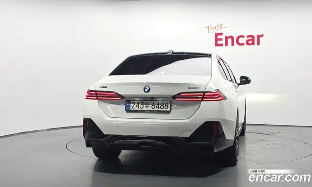 BMW 5 серия 2024 2.0 автомат (гидро), миниатюра 4 BMW 5 серия 2024 2.0 автомат (гидро), миниатюра 4