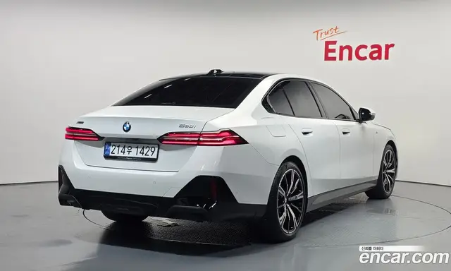 BMW 5 серия 2024 2.0 автомат (гидро), миниатюра 2