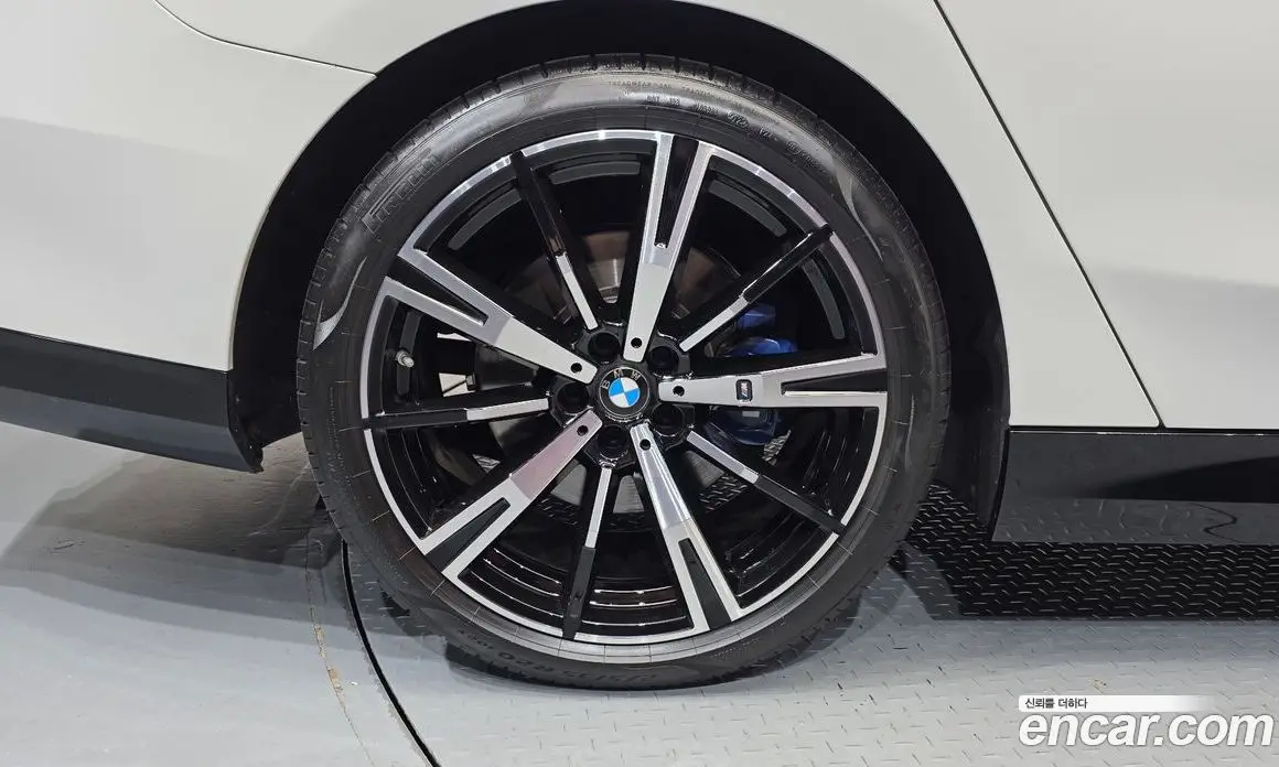 BMW 5 серия 2024 2.0 автомат (гидро), фото 5
