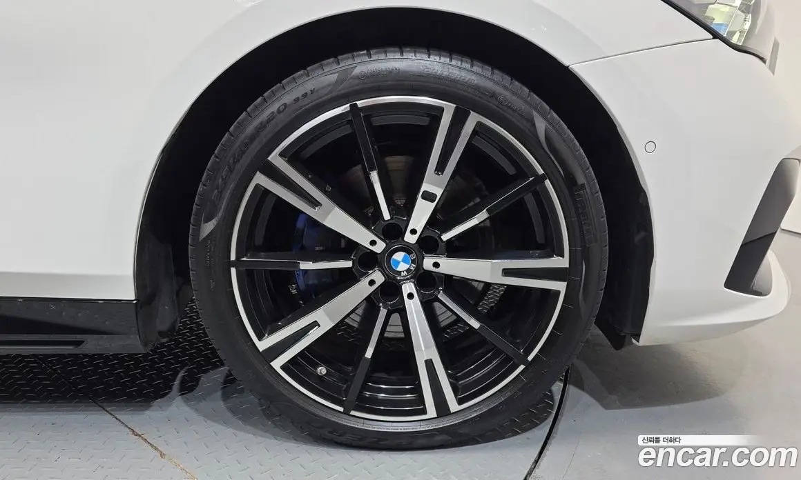 BMW 5 серия 2024 2.0 автомат (гидро), фото 7