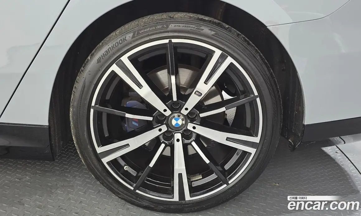 BMW 5 серия 2024 2.0 автомат (гидро), фото 7