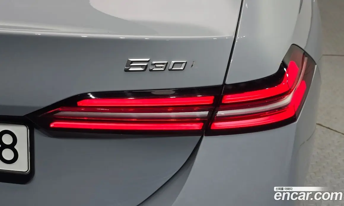 BMW 5 серия 2024 2.0 автомат (гидро), фото 9
