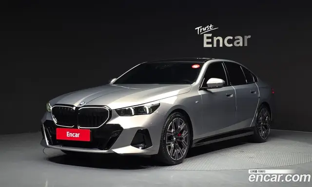 BMW 5 серия, 2025, 5 817 км