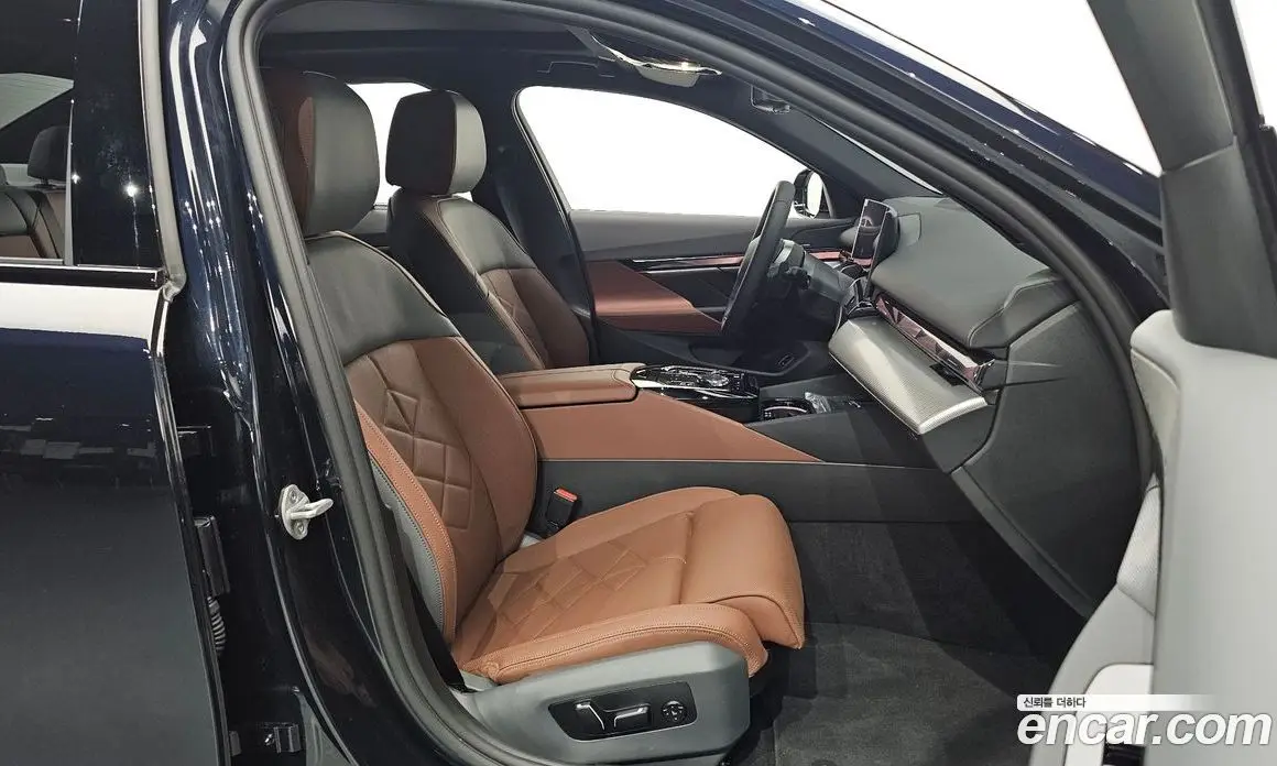 BMW 5 серия 2026 2.0 автомат (гидро), фото 13