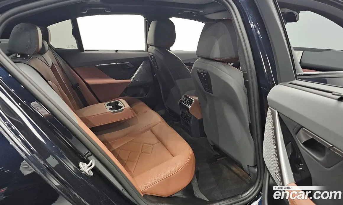 BMW 5 серия 2026 2.0 автомат (гидро), фото 16