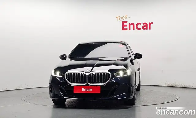 BMW 5 серия 2026 2.0 автомат (гидро), миниатюра 3
