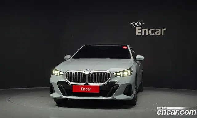BMW 5 серия 2026 2.0 автомат (гидро), миниатюра 3
