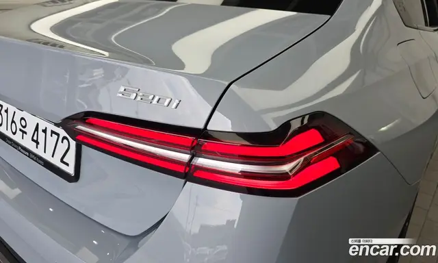 BMW 5 серия 2026 2.0 автомат (гидро), миниатюра 9