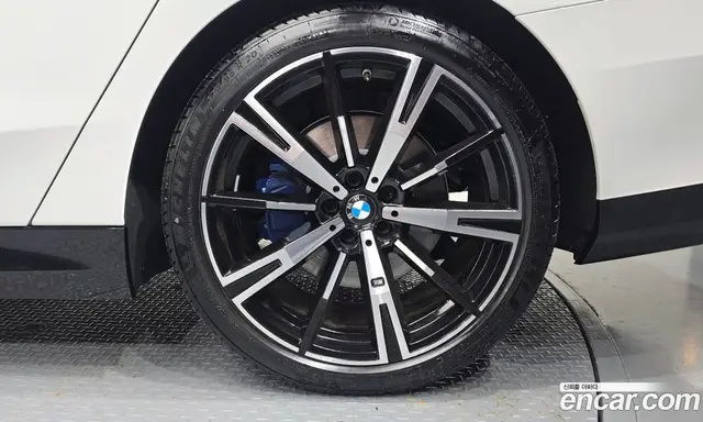 BMW 5 серия 2026 2.0 автомат (гидро), миниатюра 7