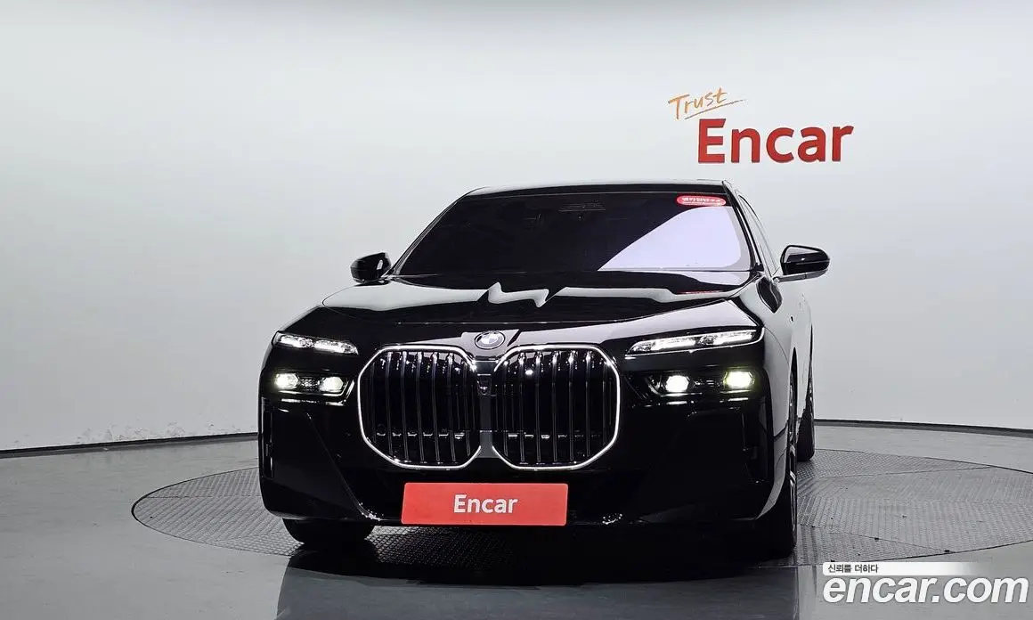 BMW 7 серия 2025 3.0 автомат (гидро), фото 2 BMW 7 серия 2025 3.0 автомат (гидро), фото 2