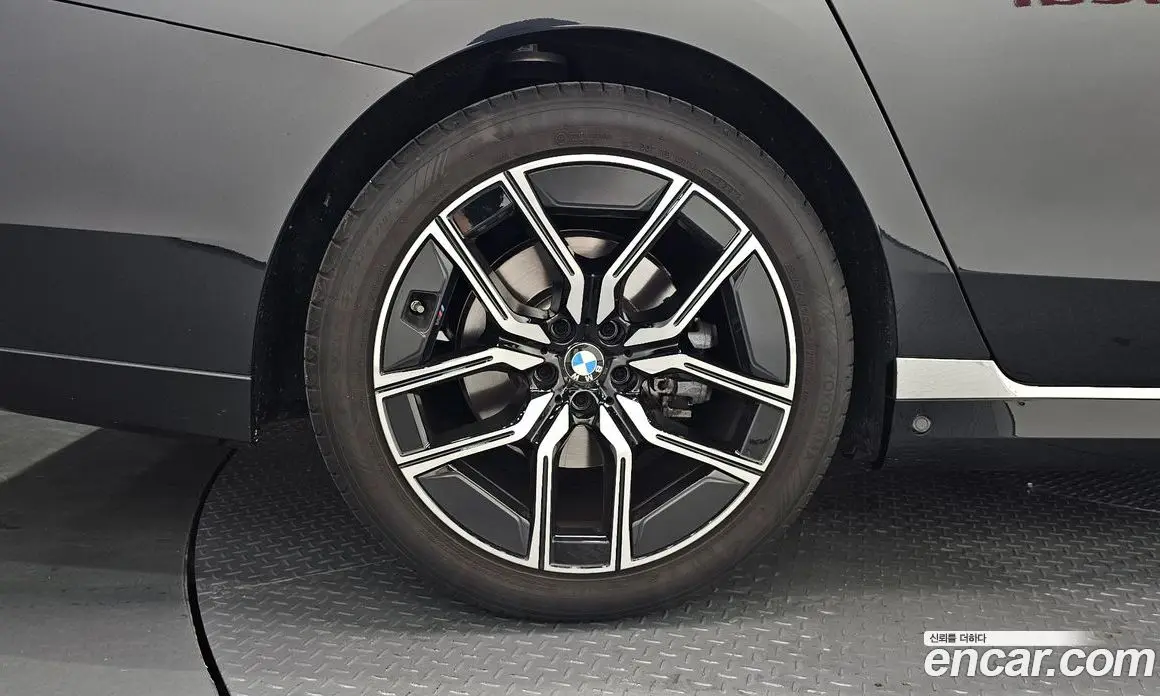 BMW 7 серия 2025 3.0 автомат (гидро), фото 4 BMW 7 серия 2025 3.0 автомат (гидро), фото 4