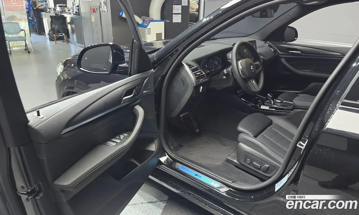 BMW X3 2024 2.0 автомат (гидро), фото 13