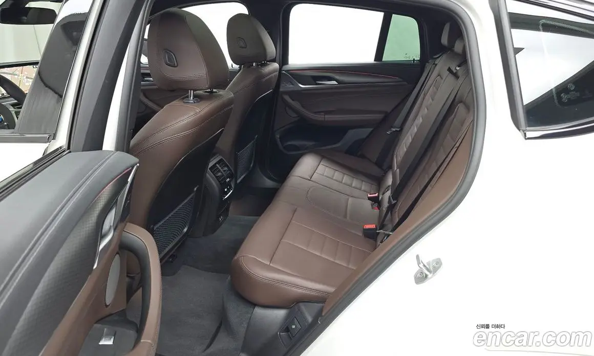 BMW X4 2025 2.0 автомат (гидро), фото 17 BMW X4 2025 2.0 автомат (гидро), фото 17