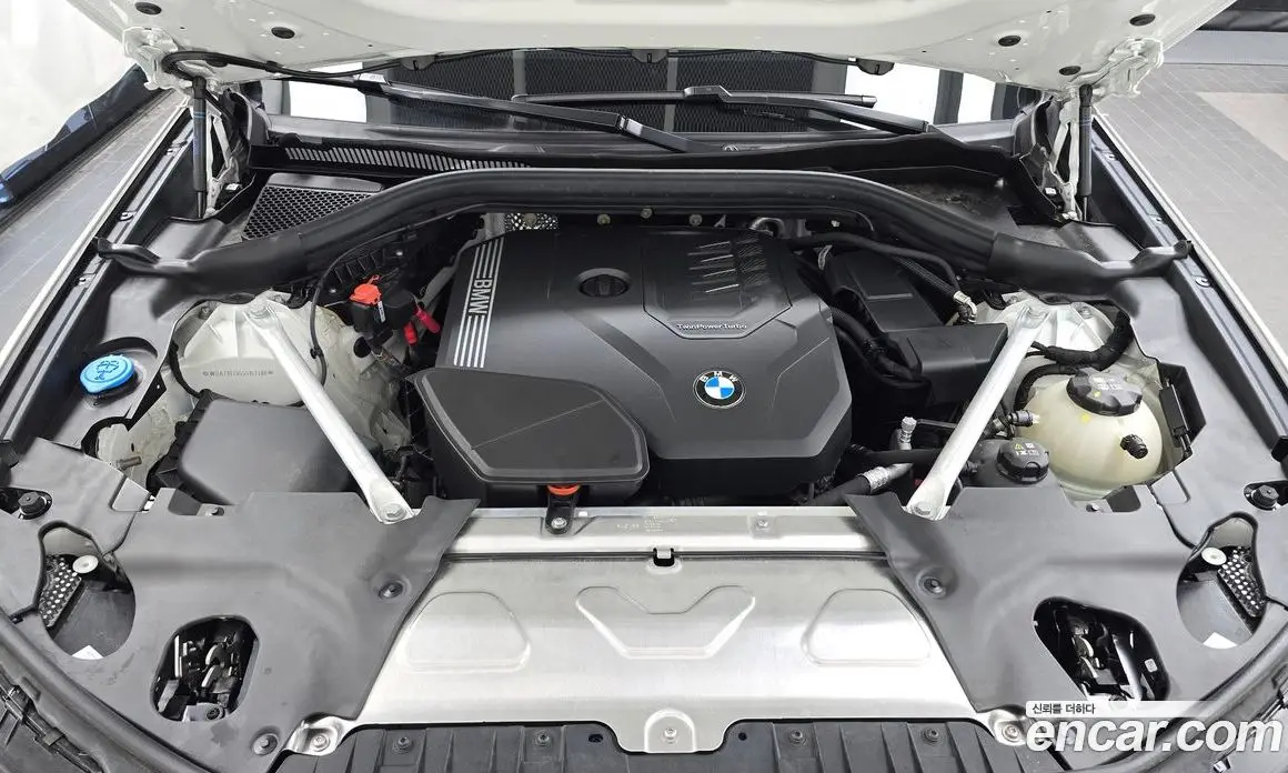 BMW X4 2025 2.0 автомат (гидро), фото 6 BMW X4 2025 2.0 автомат (гидро), фото 6