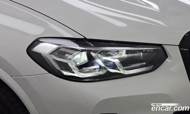 BMW X4 2025 2.0 автомат (гидро), миниатюра 8 BMW X4 2025 2.0 автомат (гидро), миниатюра 8