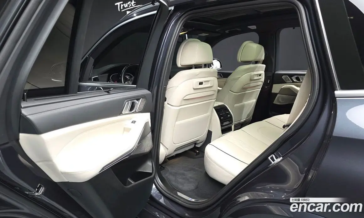 BMW X5 2021 4.4 автомат (гидро), фото 16 BMW X5 2021 4.4 автомат (гидро), фото 16