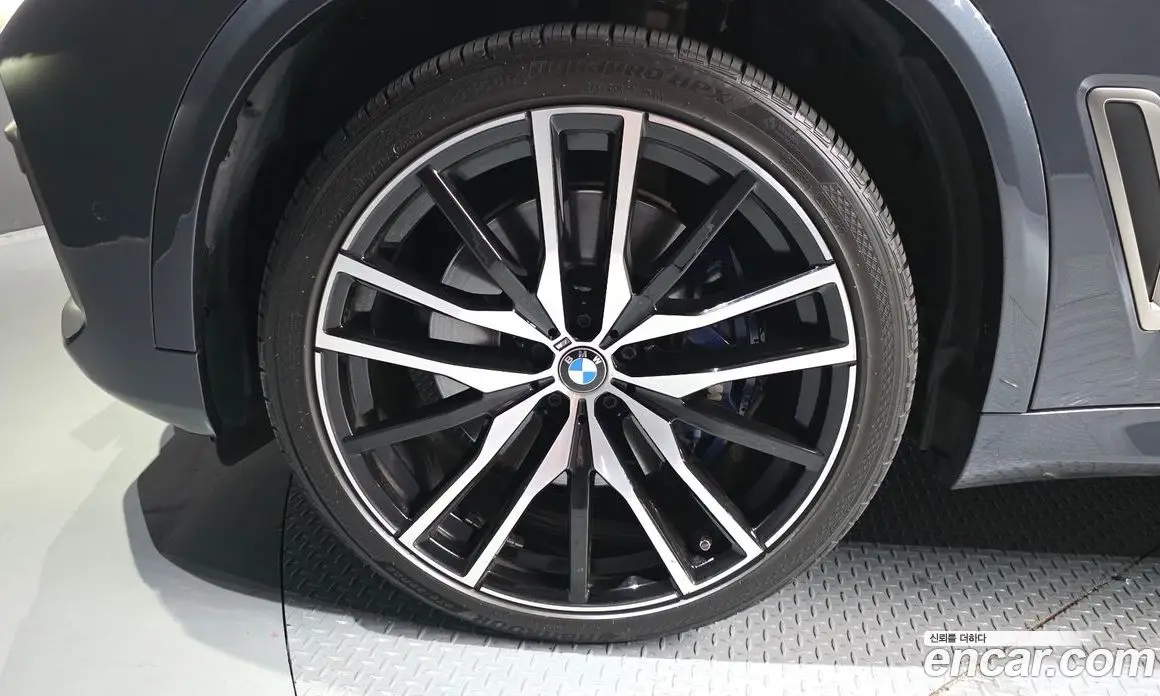 BMW X5 2021 4.4 автомат (гидро), фото 5 BMW X5 2021 4.4 автомат (гидро), фото 5