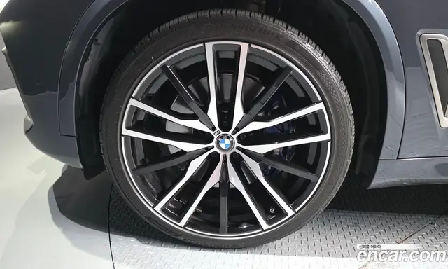 BMW X5 2021 4.4 автомат (гидро), миниатюра 5 BMW X5 2021 4.4 автомат (гидро), миниатюра 5