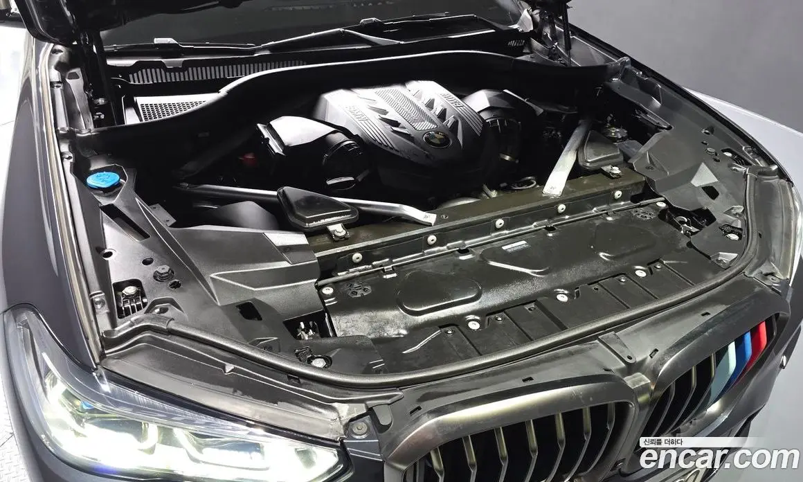 BMW X5 2021 4.4 автомат (гидро), фото 6 BMW X5 2021 4.4 автомат (гидро), фото 6