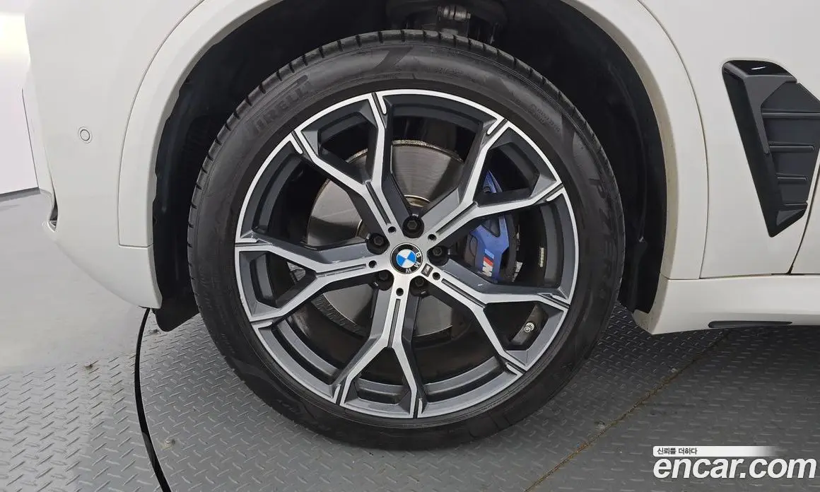 BMW X5 2024 3.0 автомат (гидро), фото 5