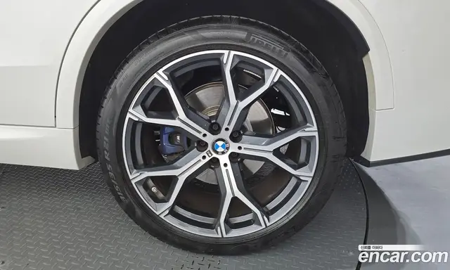 BMW X5 2024 3.0 автомат (гидро), миниатюра 7