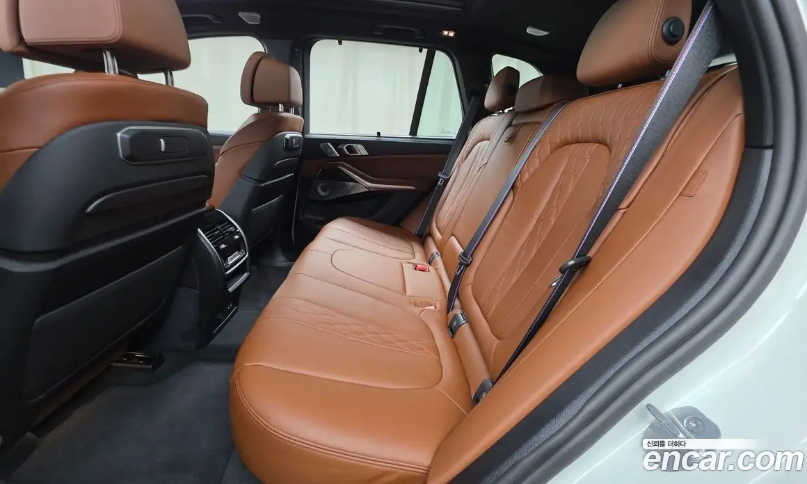 BMW X5 2025 4.4 автомат (гидро), фото 17