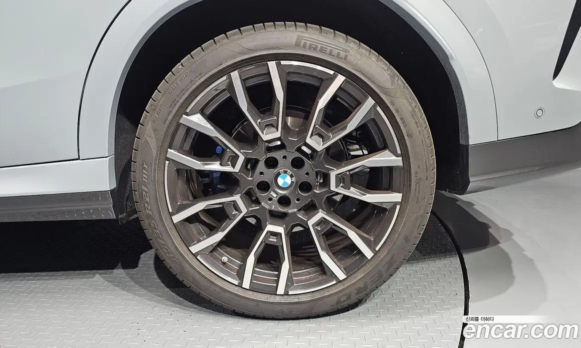 BMW X6 2025 3.0 автомат (гидро), фото 7
