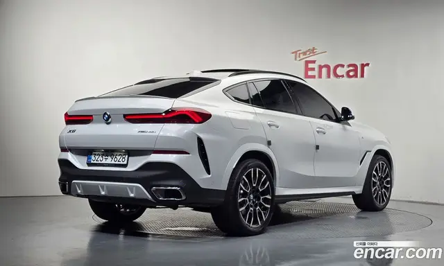 BMW X6 2025 3.0 автомат (гидро), миниатюра 2
