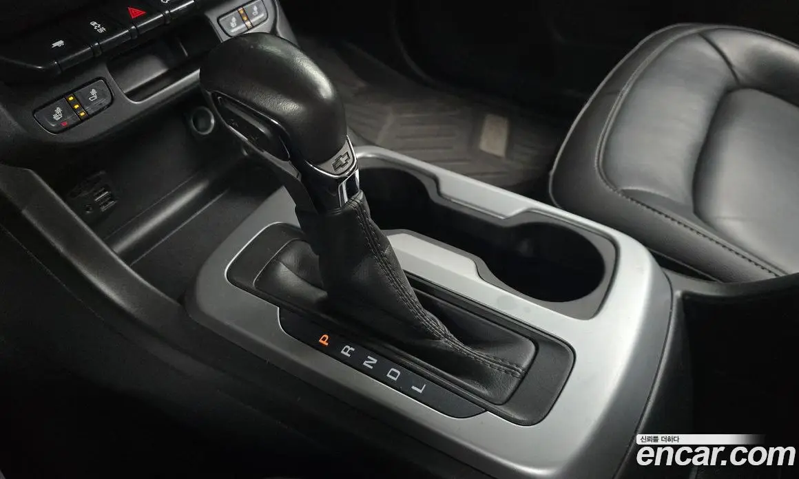 Chevrolet Colorado 2022 3.6 автомат (гидро), фото 11