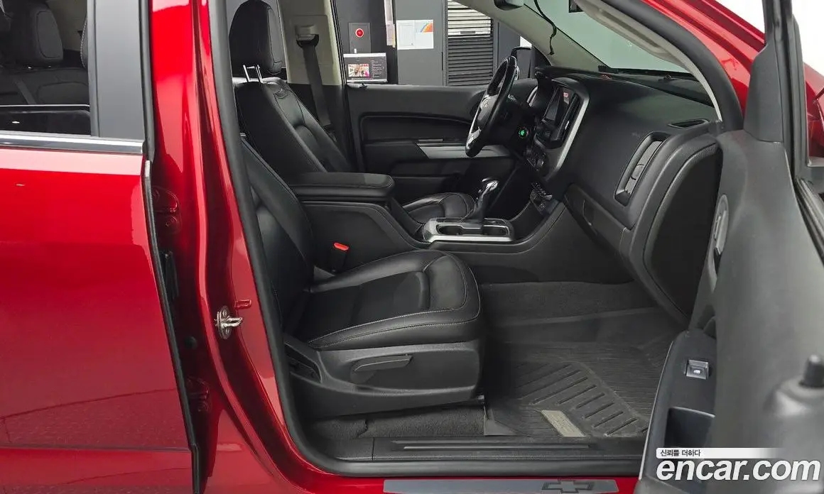 Chevrolet Colorado 2022 3.6 автомат (гидро), фото 15