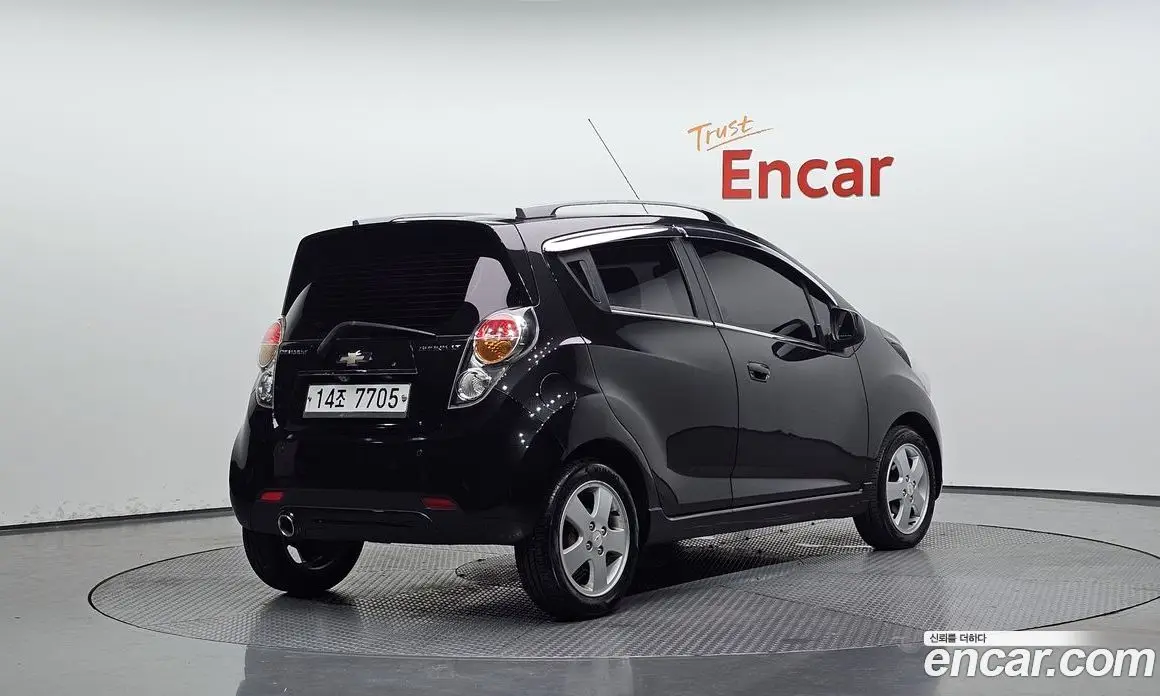 Chevrolet Spark 2012 1.0 автомат (гидро), фото 1 Chevrolet Spark 2012 1.0 автомат (гидро), фото 1