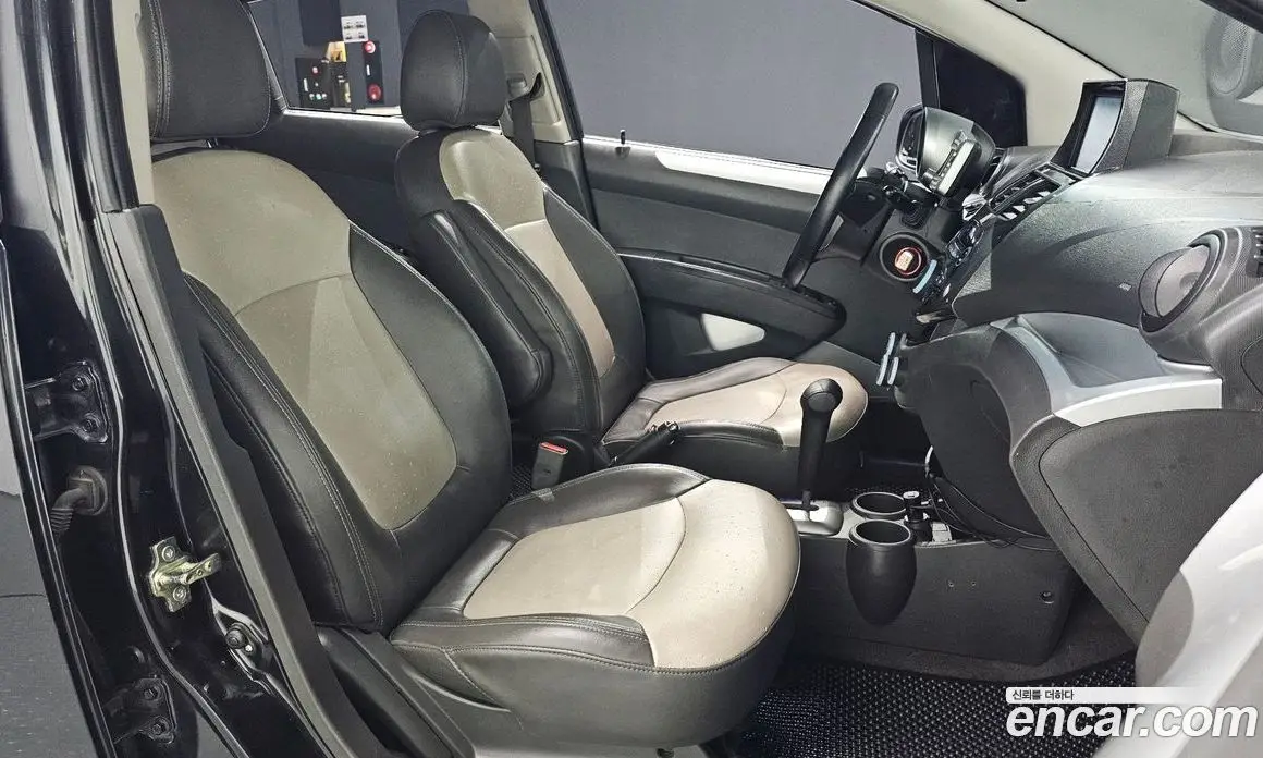 Chevrolet Spark 2012 1.0 автомат (гидро), фото 15 Chevrolet Spark 2012 1.0 автомат (гидро), фото 15