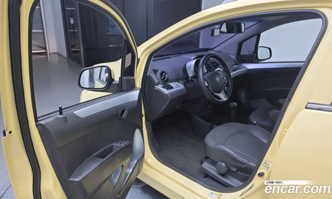 Chevrolet Spark 2013 1.0 автомат (гидро), фото 13