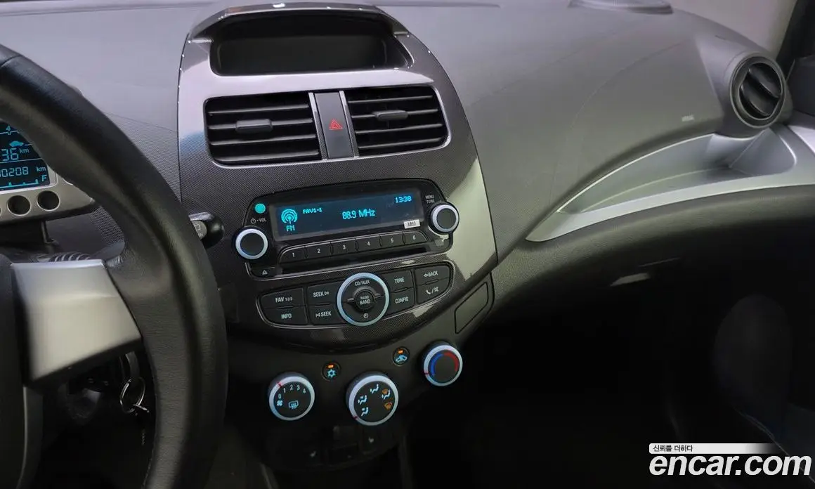 Chevrolet Spark 2013 1.0 автомат (гидро), фото 20