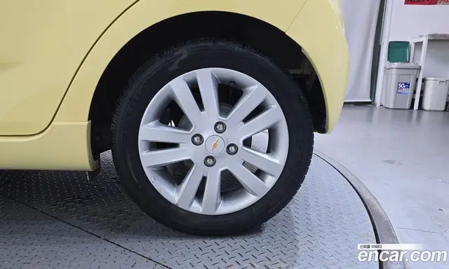Chevrolet Spark 2013 1.0 автомат (гидро), миниатюра 7