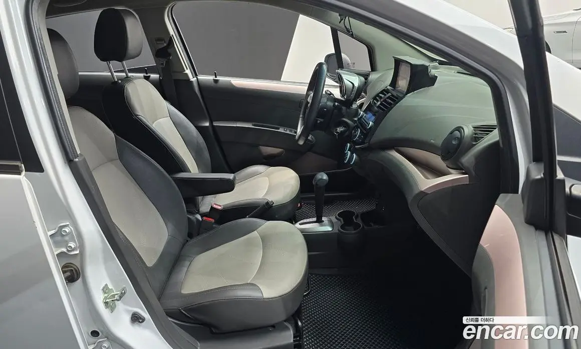 Chevrolet Spark 2014 1.0 автомат (гидро), фото 16
