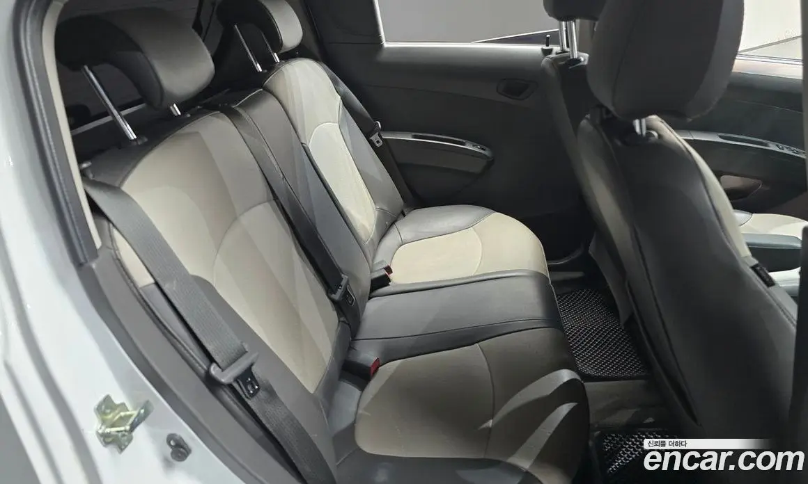 Chevrolet Spark 2014 1.0 автомат (гидро), фото 17