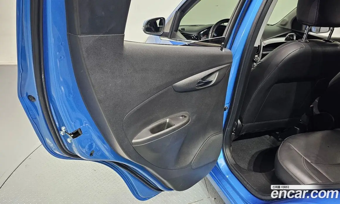Chevrolet Spark 2016 1.0 автомат (гидро), фото 15
