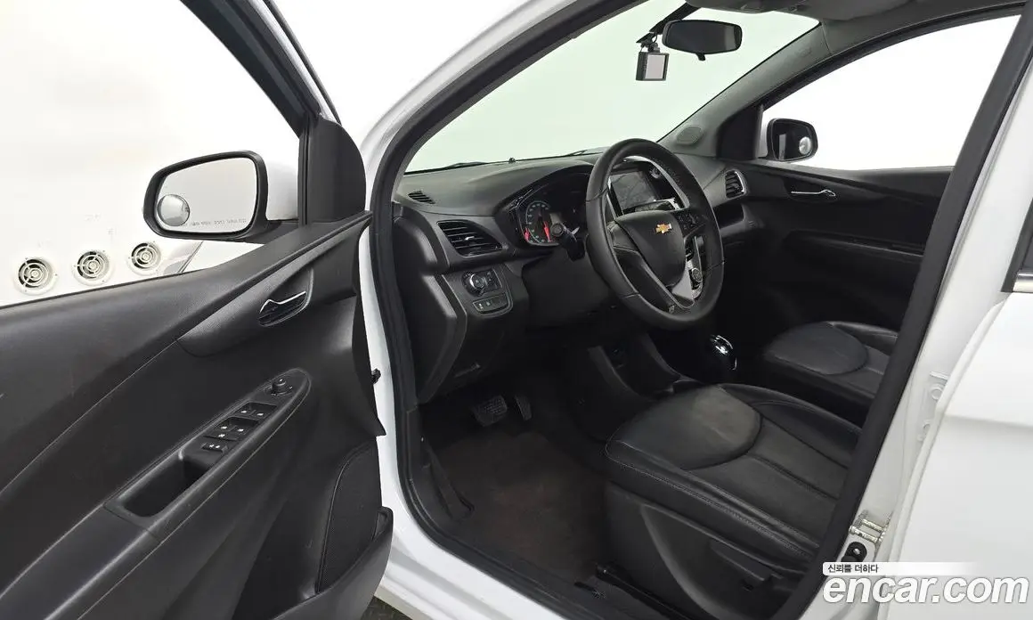 Chevrolet Spark 2016 1.0 автомат (гидро), фото 13