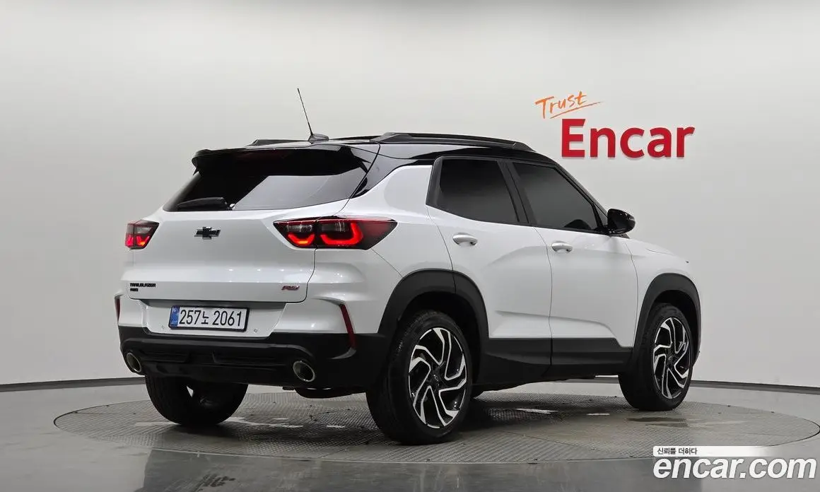 Chevrolet TrailBlazer 2025 1.3 автомат (гидро), фото 1 Chevrolet TrailBlazer 2025 1.3 автомат (гидро), фото 1
